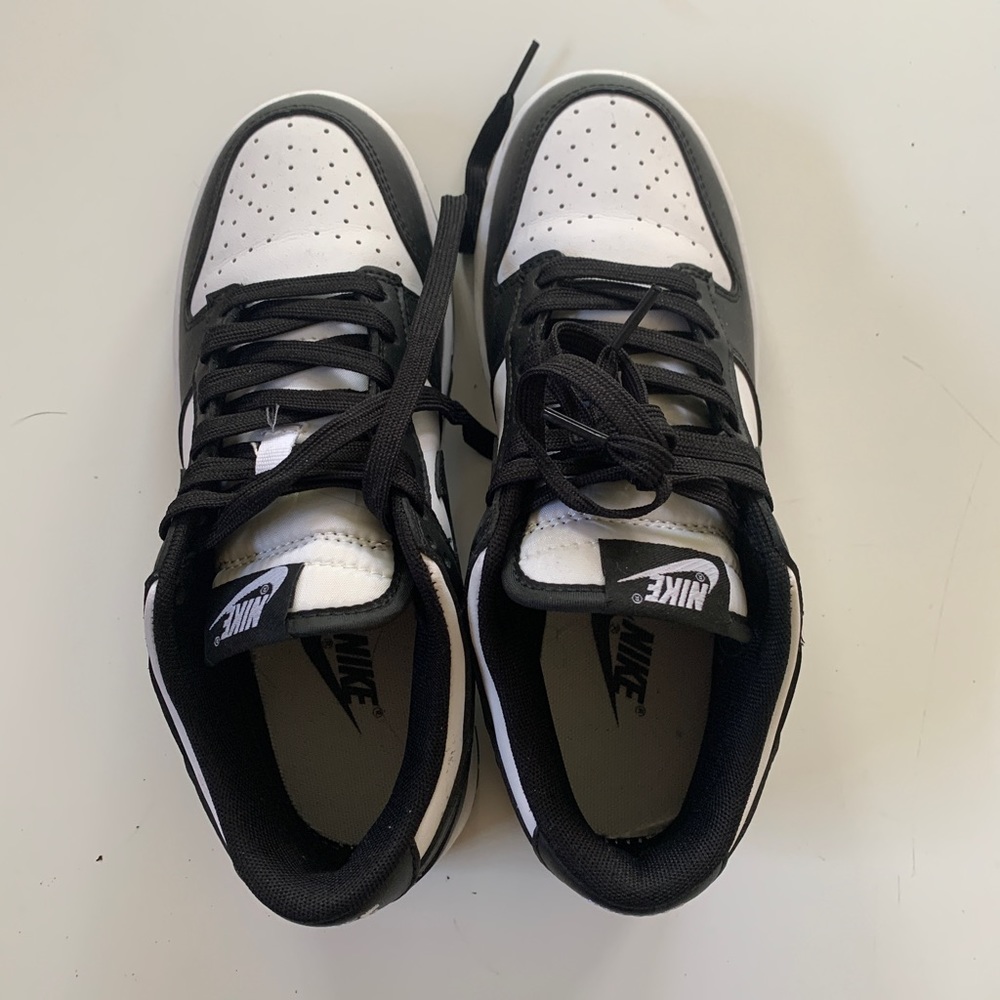 Nike Panda Retro Low Dunks - Picture 3 of 6
